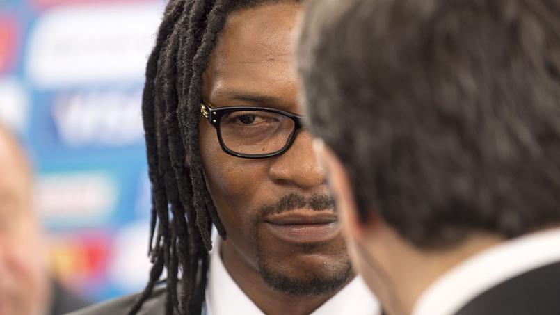 Sorti du coma mais dans un état grave, Rigobert Song va être transféré en France
