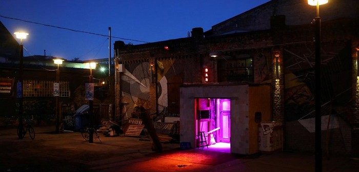  Tunisie : Un DJ a créé une vive polémique en mixant l’appel à la prière des musulmans