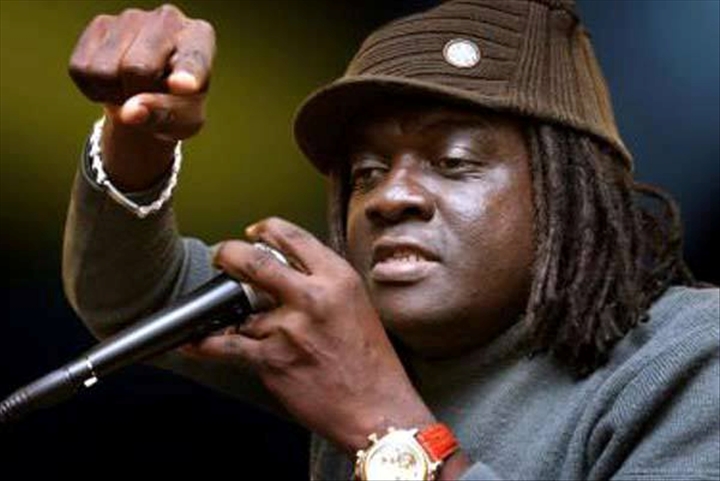 Serge Kassy appelle à un élan de solidarité autour d’Eugène Djué qui est actuellement dans un état critique