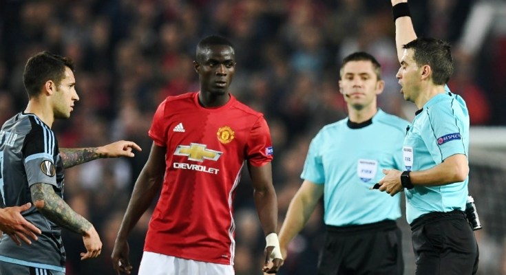 Sport : Eric Bailly, le geste stupide !