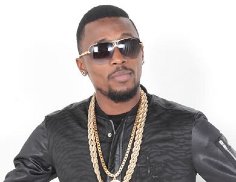 Serge Beynaud stoppe tout et s’excuse