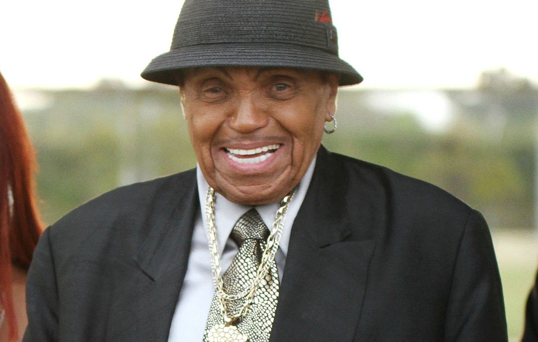 Le père de Michael Jackson victime d'un accident de voiture à Las Vegas