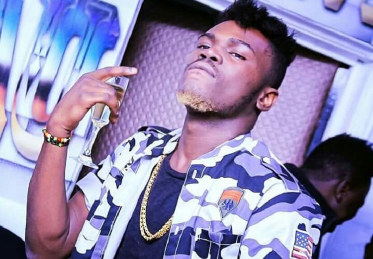 Ariel Sheney en colère met en garde ses fans