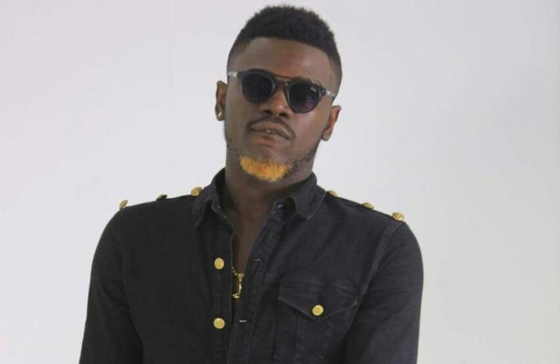 Ariel Sheney   « L’amour c’est comme une fleur il faut l’arroser chaque jour.  »