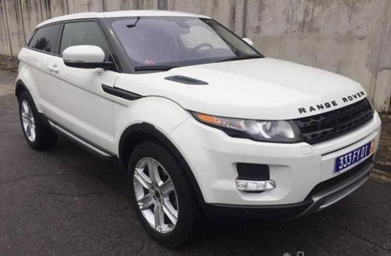 People : Serey Die offre une grosse cylindrée à Josey