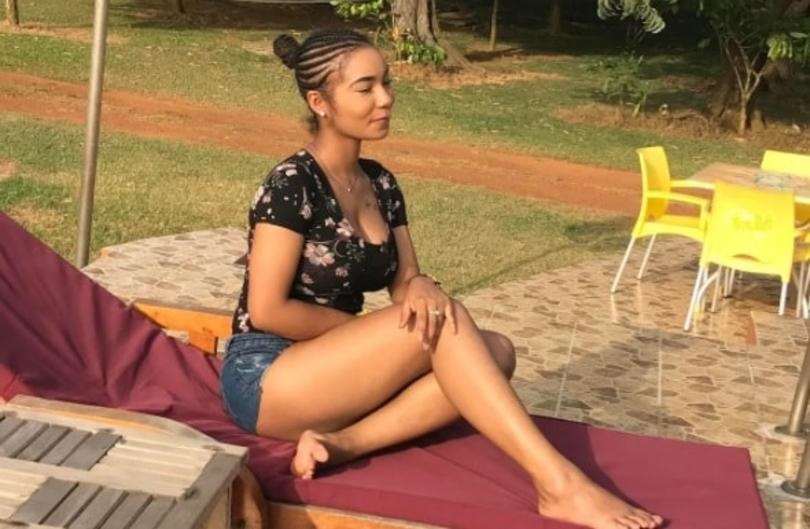 Les photos web les plus sexy de Zenab Alisar