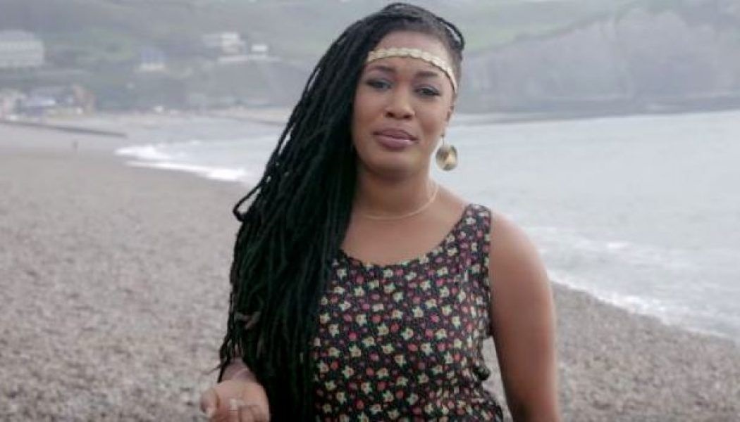 Showbiz : Josey désormais dans la cour des grands