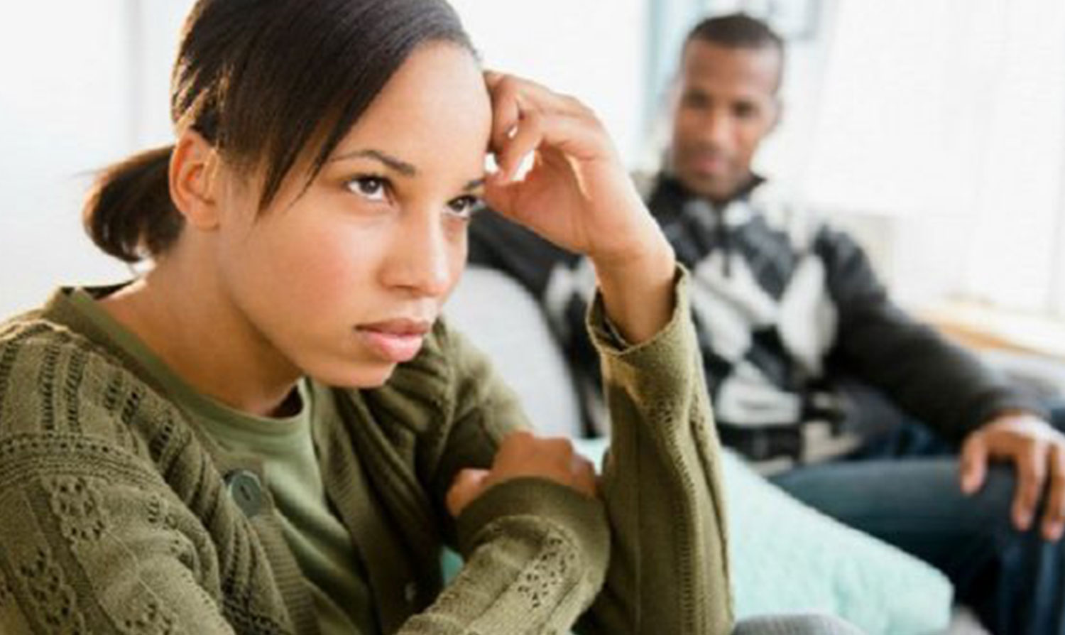 Confidence : « Mon mari me demande de choisir entre mon travail et notre famille »